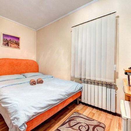 Hotel Zvezda Kijev Kültér fotó