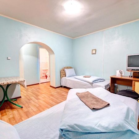 Hotel Zvezda Kijev Kültér fotó