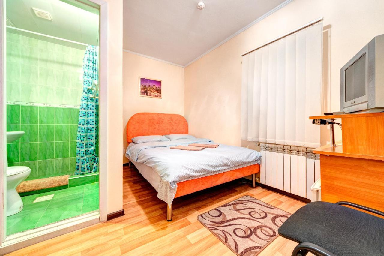 Hotel Zvezda Kijev Kültér fotó