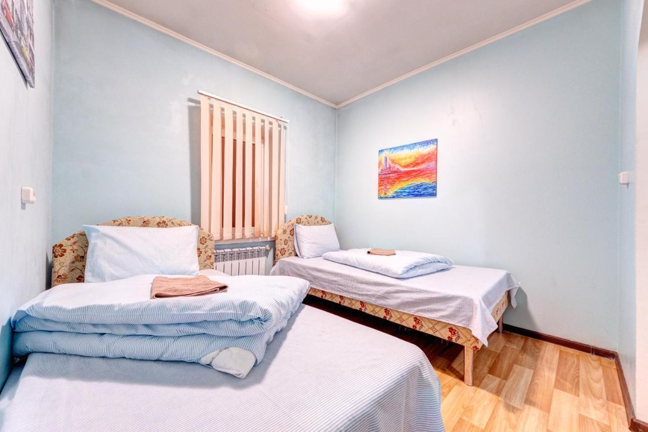 Hotel Zvezda Kijev Kültér fotó